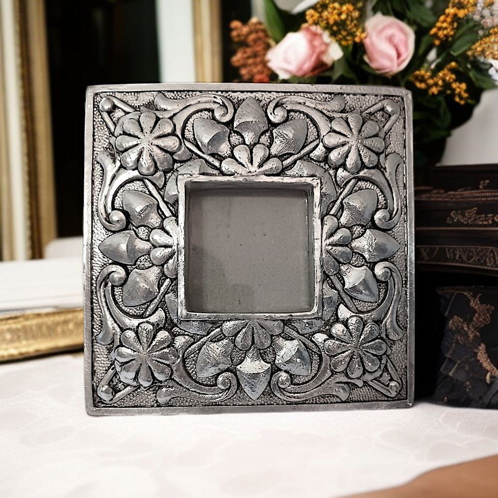 Vintage Ornate Resin Picture Photo Frame Silver Tone Floral Scroll 6x6 Medieval